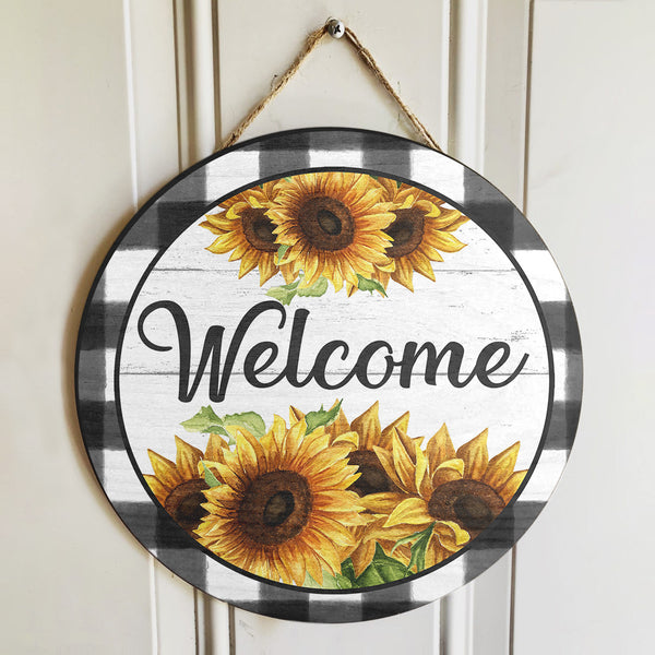 Welcome Sign - Sunflower Decoration - Rustic Housewarming Gift Home Decor Door Hanger Sign