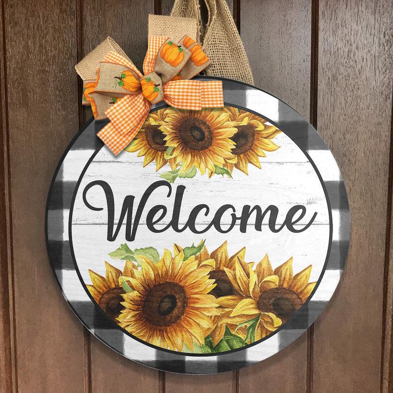 Welcome Sign - Sunflower Decoration - Rustic Housewarming Gift Home Decor Door Hanger Sign