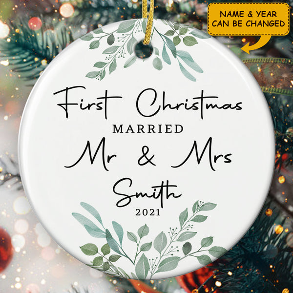 1st Christmas Married As Mr & Mrs Ornament - Custom Family Name - Married Bauble - Xmas Gift For New Couple