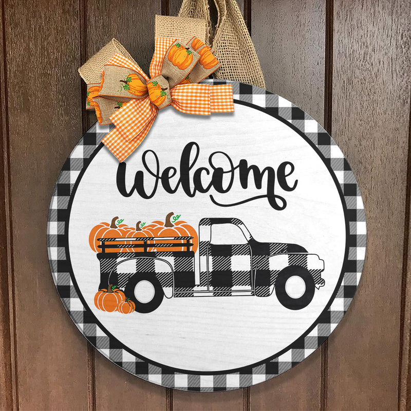 Welcome Pumpkin Buffalo Plaid Door Hanger Sign - Fall Wreath Thanksgiving Gift Farmhouse Decor