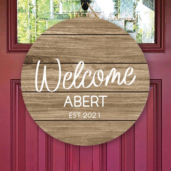 Welcome - Personalized Family Name & Year Door Wreath Hanger Sign - Home Decor Gift